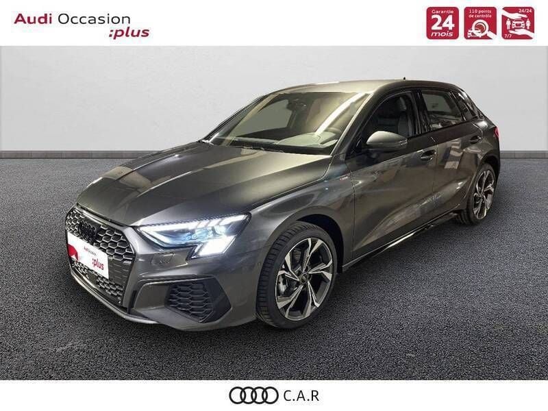 Gris Utilisé 2024 Audi A3 Sportback Sport Berline | 40 400 € (Prix cher) - Image 1/3