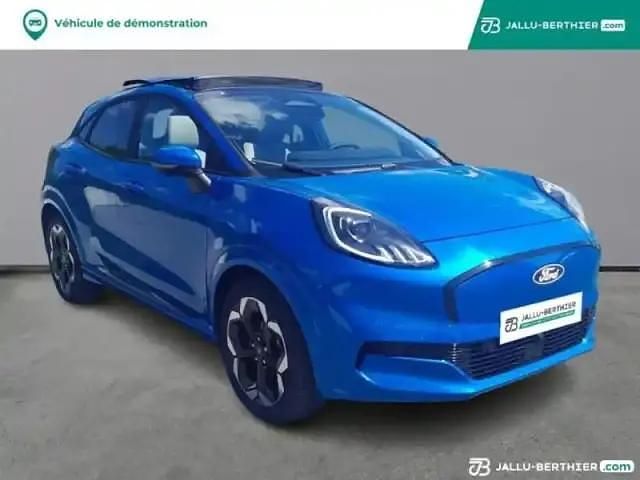 Aqua blue métallisée premium Occasion 2025 Ford Puma Gen-E Premium SUV | 31 900 € - Image 1/3
