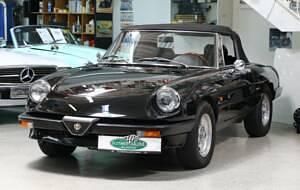 Occasion Alfa Romeo Spider 125 ch (91 kW) 1989 Noir Cabriolet