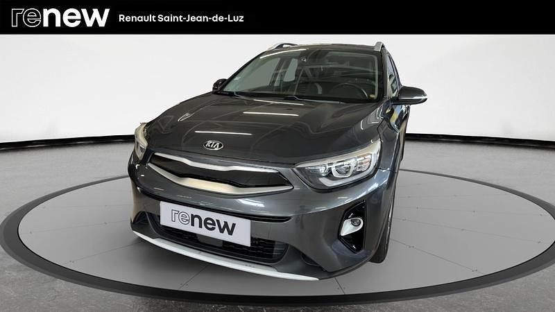 Gris Utilisé 2018 Kia Stonic Launch Edition SUV | 12 990 € (Prix assez cher) - Image 1/4