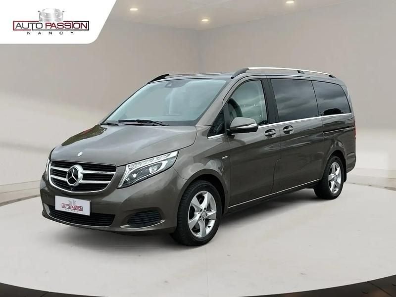 Gris Occasion 2015 Mercedes V250 Monospace | 44 990 € (Super prix) - Image 1/4