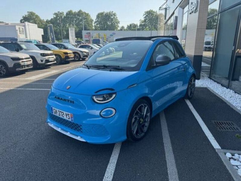 Bleue Utilisé 2023 Abarth 500e Scorpionissima Citadine | 42 390 € - Image 1/4