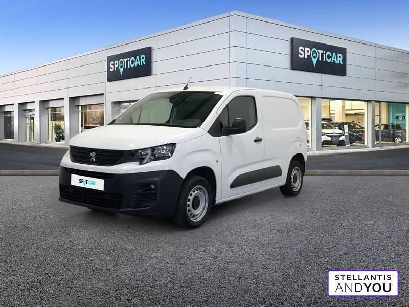 Blanc Utilisé 2021 Peugeot Partner S Van | 13 989 € - Image 1/4