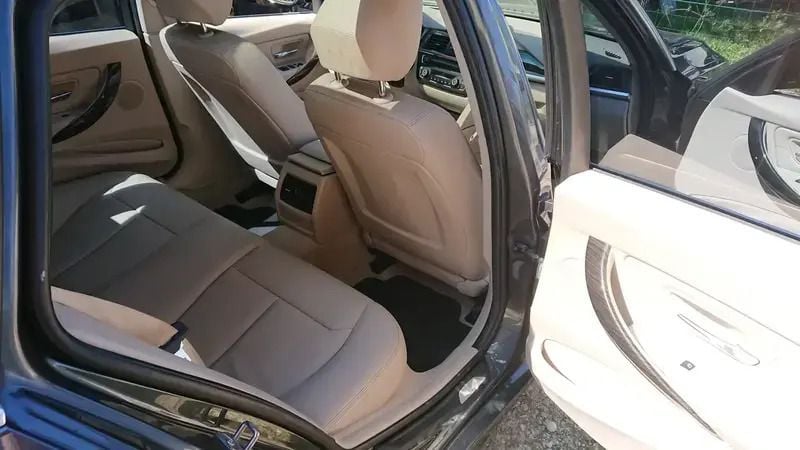 Gris Utilisé 2012 BMW 330 Break | 14 000 € - Image 1/4