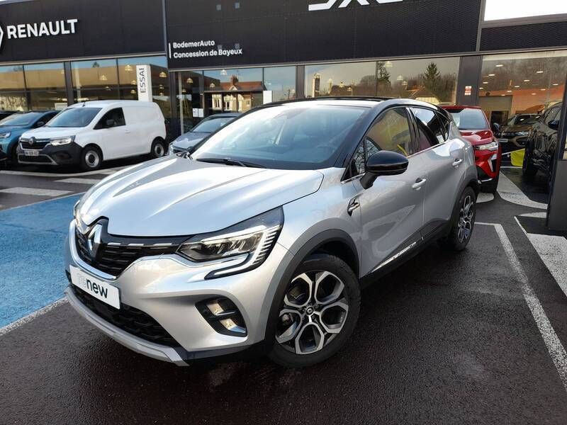 Gris Utilisé 2024 Renault Captur Techno SUV | 25 990 € (Prix assez cher) - Image 1/1