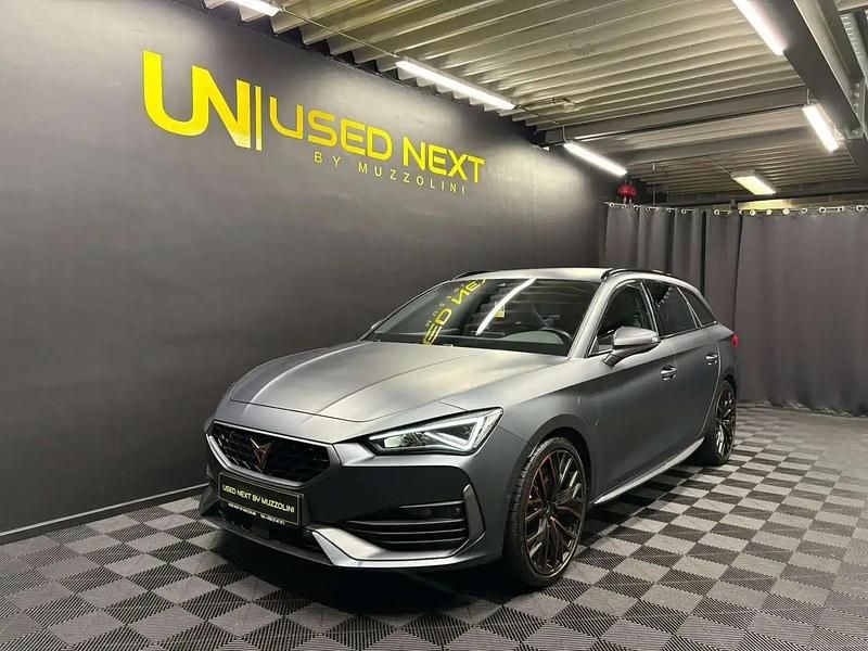 Gris Occasion 2022 Cupra Leon Break | 30 758 € (Prix cher) - Image 1/4