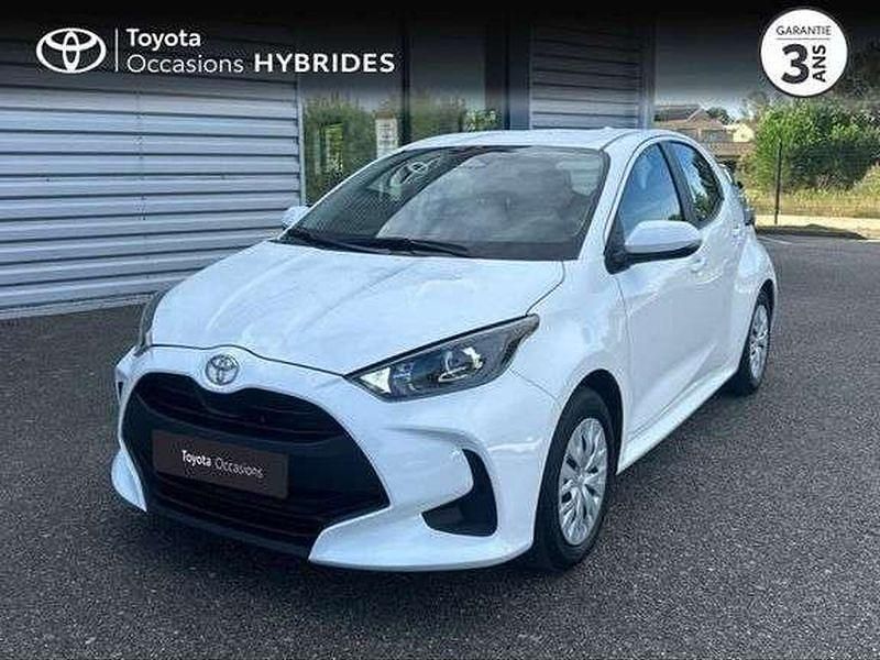 Utilisé 2024 Toyota Yaris Hybrid Berline | 21 900 € (Prix juste) - Image 1/1