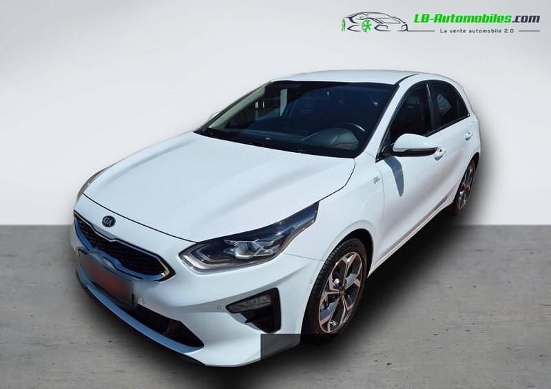 Utilisé 2021 Kia Ceed Berline | 22 800 € (Prix juste) - Image 1/4