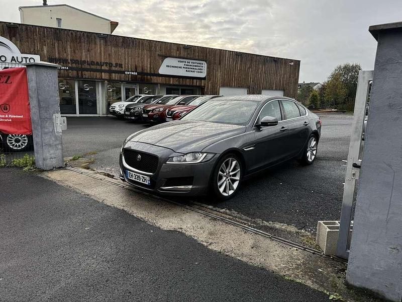Occasion Jaguar XF Prestige 179 ch (131 kW) 2016 Gris Berline