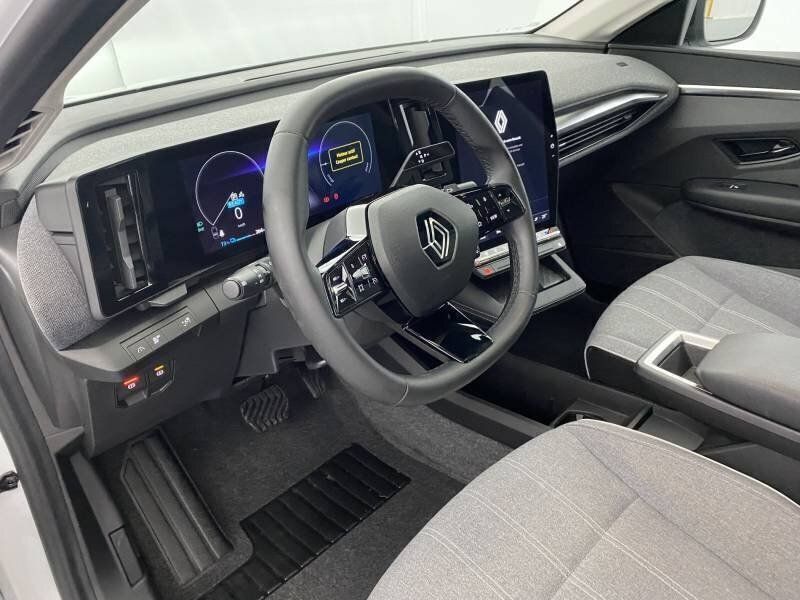 Blanc Occasion 2022 Renault Mégane Evolution Berline | 25 390 € (Prix assez cher) - Image 1/4