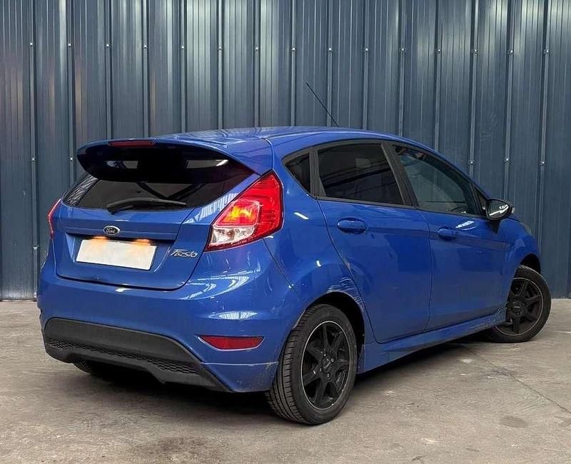 Occasion Ford Fiesta Ambiente 61 ch (44 kW) 2013 Bleu Citadine