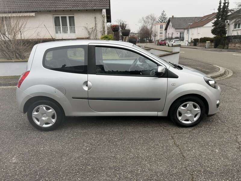 Image 4/4