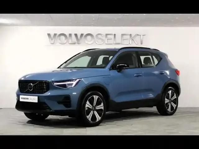 Bleu Occasion 2023 Volvo XC40 Plus SUV | 37 900 € (Bon prix) - Image 1/4