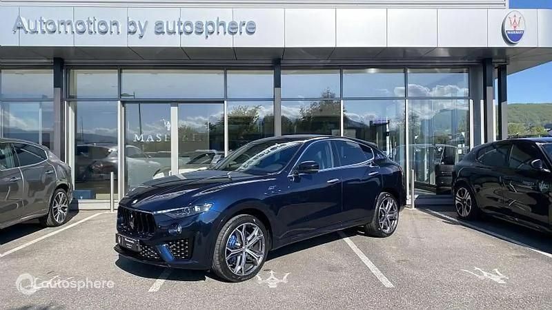 Noir Occasion 2023 Maserati Levante GT SUV | 78 790 € - Image 1/4