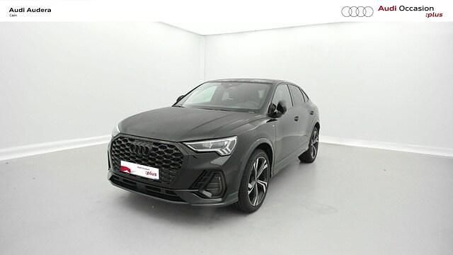 Noir mythe métallisé Utilisé 2024 Audi Q3 Sportback S-Line SUV | 51 900 € (Prix cher) - Image 1/4
