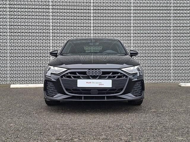 Occasion Audi A3 S-Line 150 ch (110 kW) 2025 Noir mythique métallisé Berline