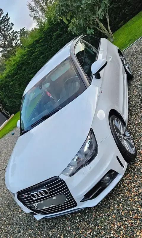 Blanc Utilisé 2015 Audi A1 S-Line Citadine | 13 000 € (Prix juste) - Image 1/4