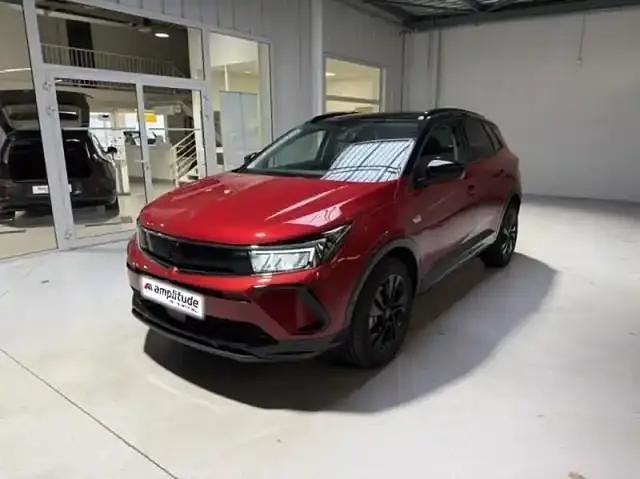 Rouge karmin mã©tallisã© Occasion 2024 Opel Grandland X SUV | 22 889 € (Bon prix) - Image 1/4