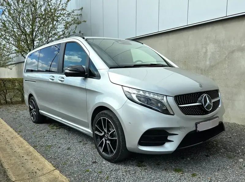 Argent Utilisé 2021 Mercedes V300 Avantgarde Monospace | 49 200 € (Prix juste) - Image 1/4