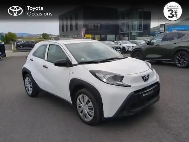 Occasion Toyota Aygo X Active 72 ch (52 kW) 2023 Blanc SUV