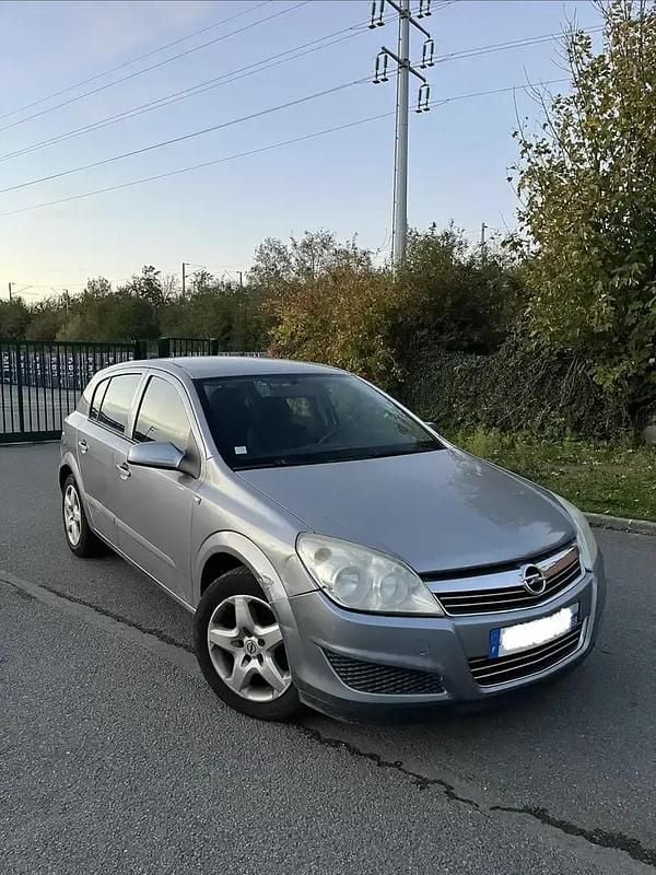 Utilisé 2007 Opel Astra Break | 2 300 € - Image 1/4