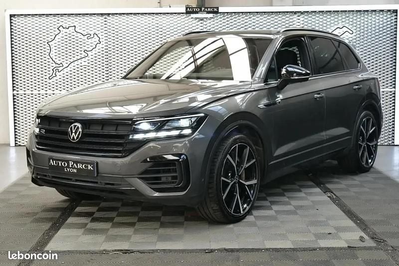 Gris Occasion 2021 VW Touareg R-line SUV | 49 950 € (Prix juste) - Image 1/4