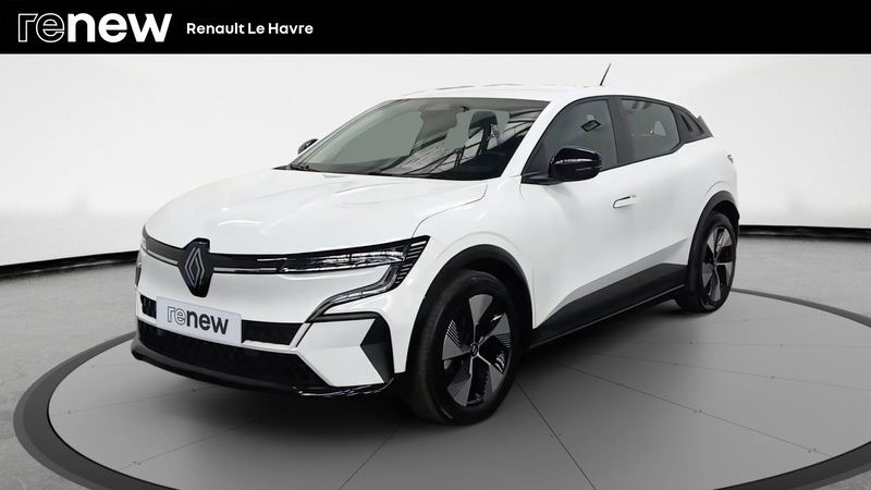 Blanc Utilisé 2023 Renault Mégane Equilibre Berline | 25 990 € (Prix juste) - Image 1/4
