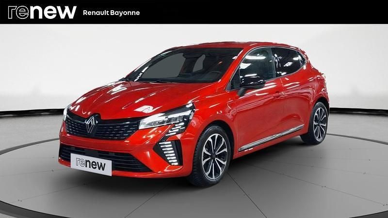 Rouge Utilisé 2024 Renault Clio V Techno Citadine | 17 380 € (Prix juste) - Image 1/4