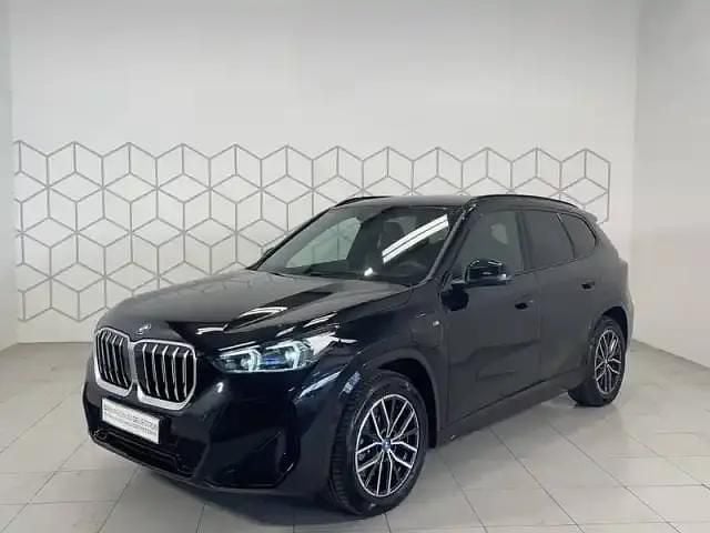 Black sapphire metallic Utilisé 2025 BMW X1 Efficient Dynamics SUV | 47 900 € - Image 1/4