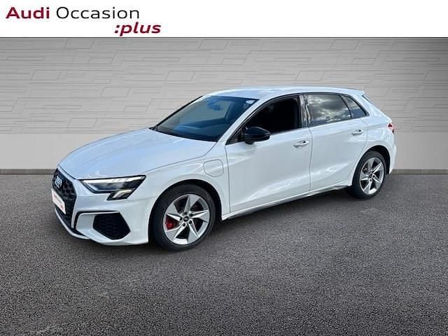 Blanc ibis Occasion 2021 Audi A3 Sportback e-tron Competition Citadine | 23 990 € (Prix juste) - Image 1/4