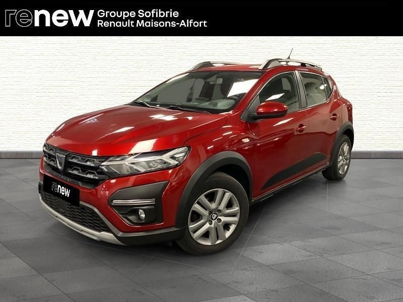 Rouge Utilisé 2021 Dacia Sandero Comfort Citadine | 13 950 € (Prix juste) - Image 1/4