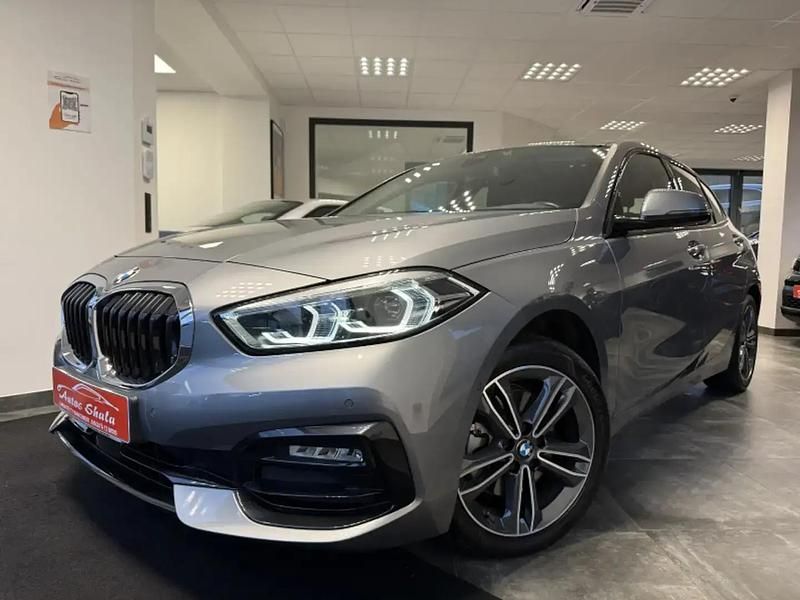Gris Occasion 2023 BMW 118 Sport Line Citadine | 25 970 € (Bon prix) - Image 1/4