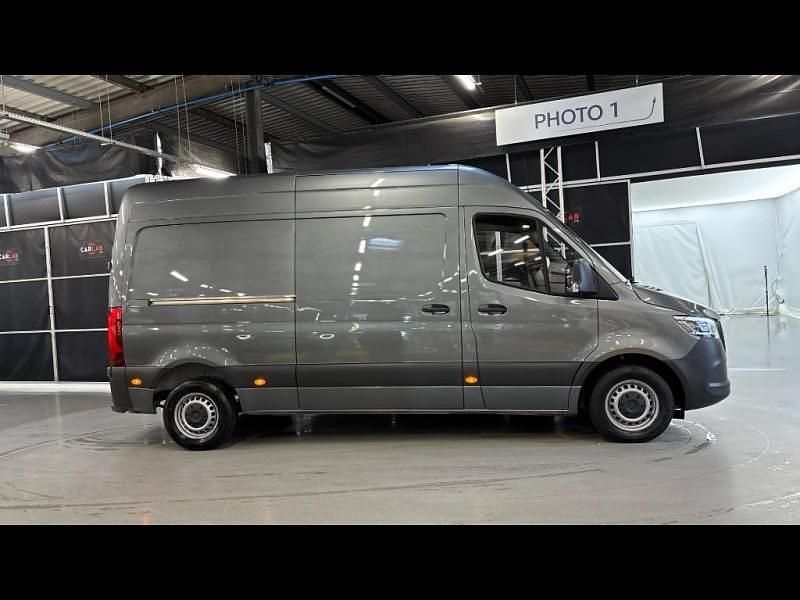 Occasion Mercedes Sprinter 2020 Lackfarbe selenitgrau metallic mb7992 Van
