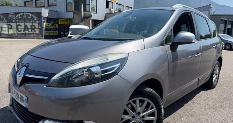 Utilisé 2014 Renault Grand Scénic III Zen Monospace | 6 990 € (Prix juste) - Image 1/4