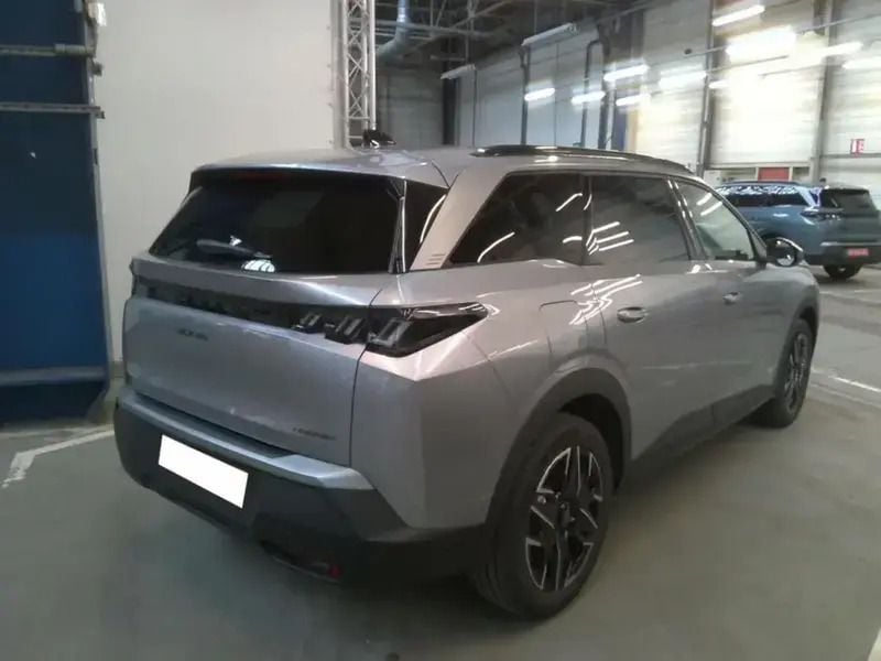 Image 2/4