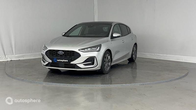Gris Utilisé 2024 Ford Focus ST-Line X Berline | 25 999 € (Prix assez cher) - Image 1/4