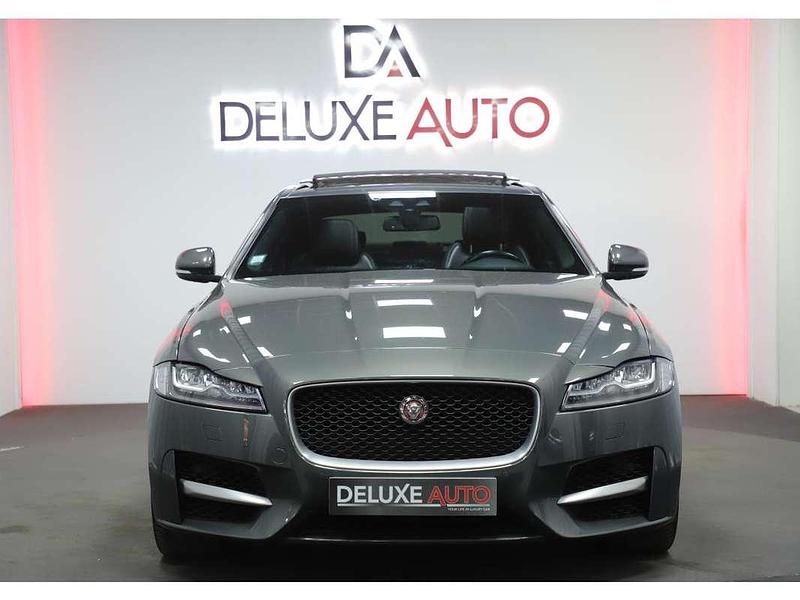 Occasion Jaguar XF R-Sport 300 ch (220 kW) 2016 Gris Berline