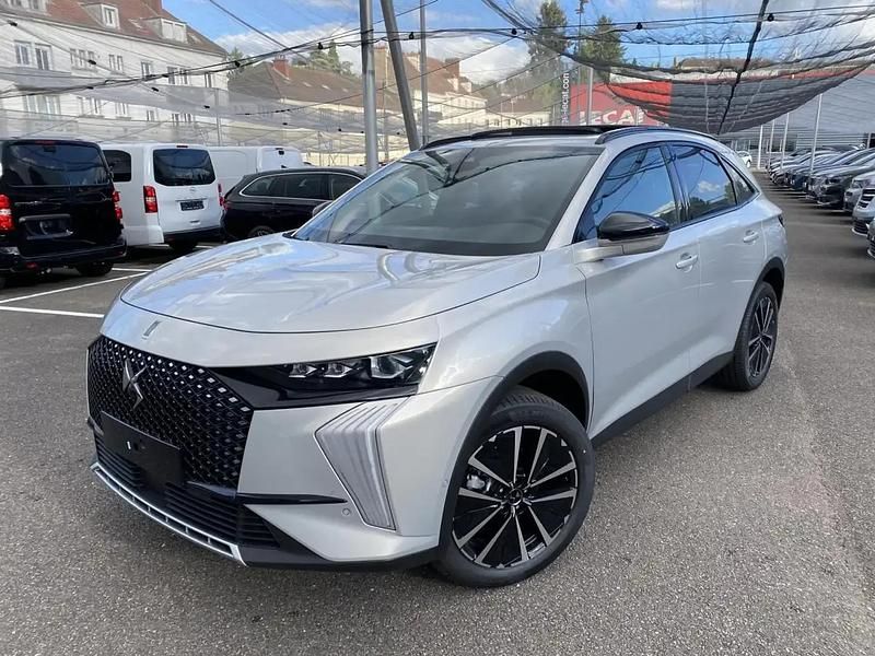 Gris Nouvelle 2025 DS Automobiles DS7 Crossback SUV | 38 790 € (Prix juste) - Image 1/4