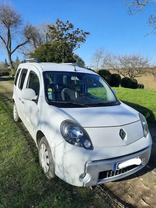 Blanc Utilisé 2012 Renault Kangoo Monospace | 6 800 € (Prix juste) - Image 1/4
