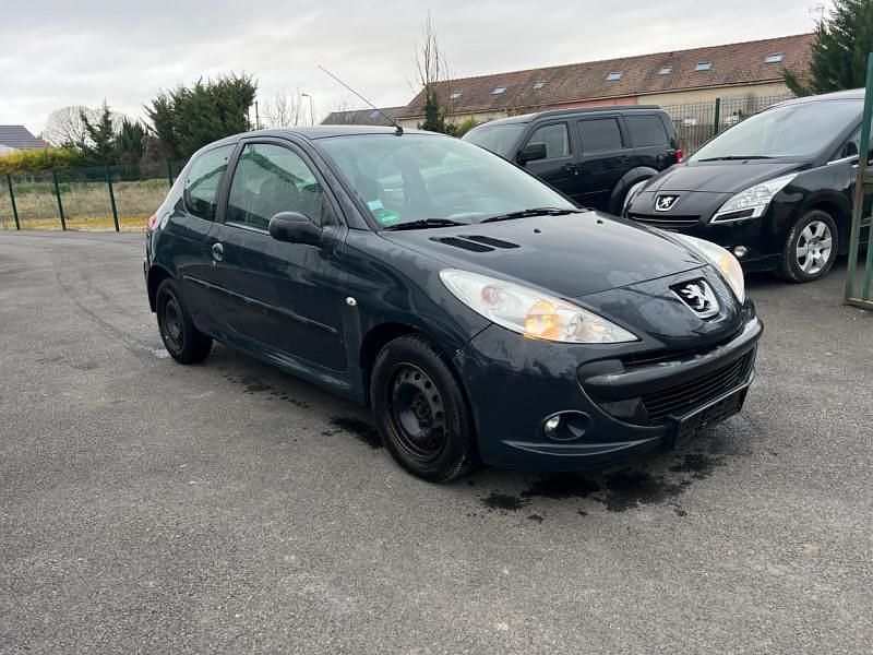 Utilisé 2009 Peugeot 206+ Citadine | 3 980 € - Image 1/3