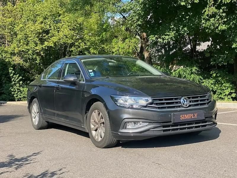 Gris Occasion 2019 VW Passat Business Berline | 21 990 € (Super prix) - Image 1/4