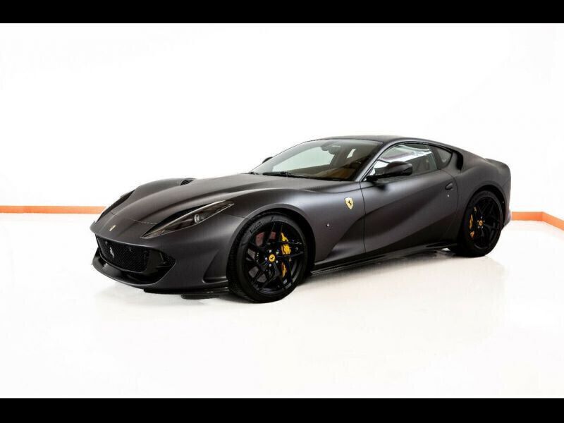 Gris mat Utilisé 2019 Ferrari 812 Cabriolet | 380 700 € - Image 1/4