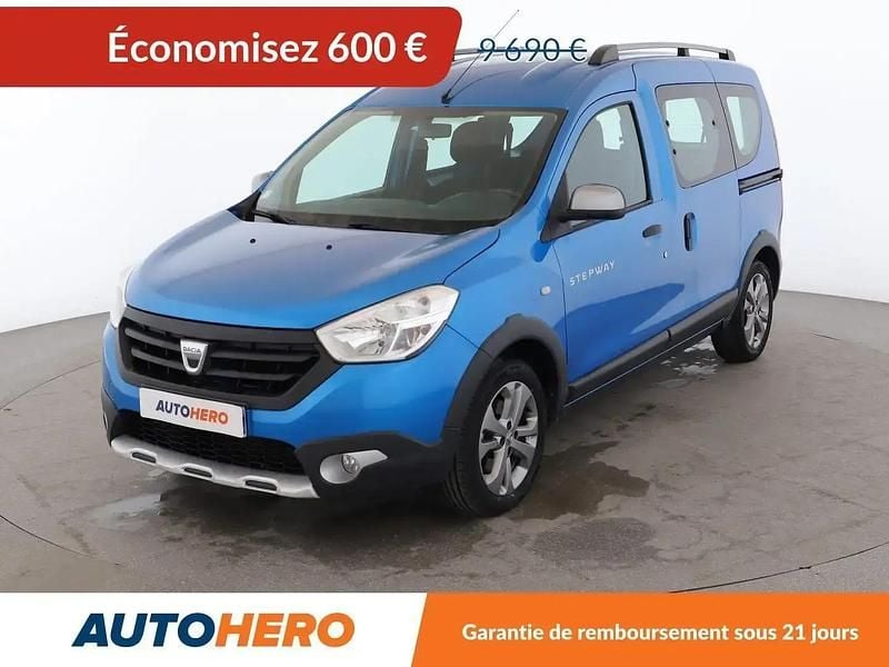 Bleu Occasion 2015 Dacia Dokker Stepway Monospace | 9 090 € (Prix juste) - Image 1/2