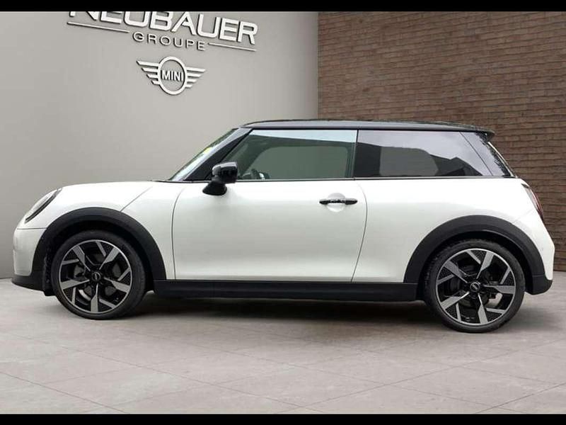 Occasion Mini Cooper Favoured 158 ch (116 kW) 2024 Blanc Citadine