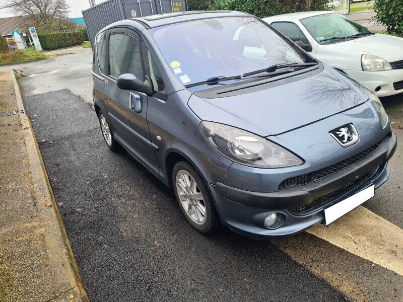 Utilisé 2006 Peugeot 1007 Citadine | 3 900 € - Image 1/3