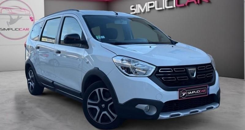 Utilisé 2019 Dacia Lodgy Monospace | 13 390 € (Prix juste) - Image 1/4