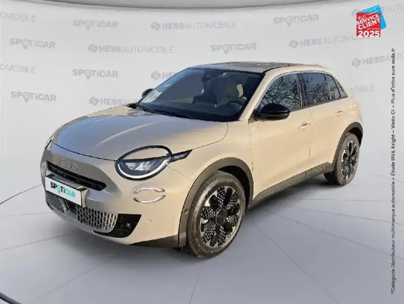 Nouvelle 2024 Fiat 600E La Prima SUV | 28 999 € (Prix juste) - Image 1/4