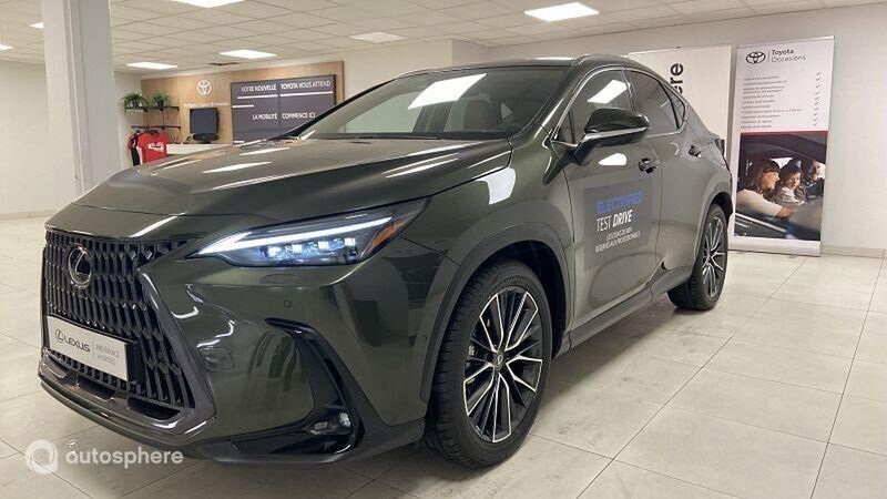 Vert kaki métallisé Utilisé 2025 Lexus NX450h+ Executive Line SUV | 69 500 € - Image 1/4