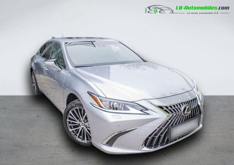Utilisé 2024 Lexus ES300H Berline | 45 500 € - Image 1/4