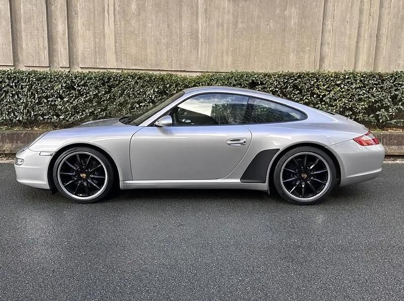 Occasion Porsche 911 Carrera 325 ch (239 kW) 2004 Argent Coupé
